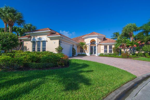 4817 River Village, Vero Beach, FL 32967