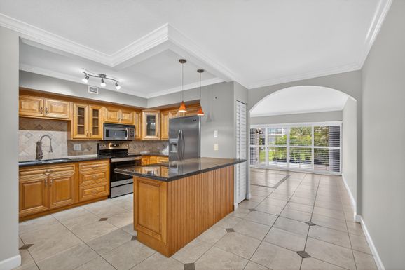 382 Golfview, North Palm Beach, FL 33408