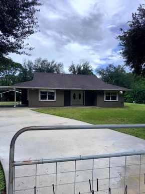 11418 3rd, Okeechobee, FL 34972