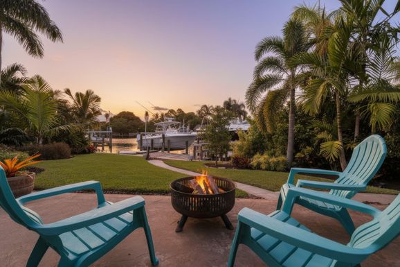 1798 Cabin, Palm City, FL 34990