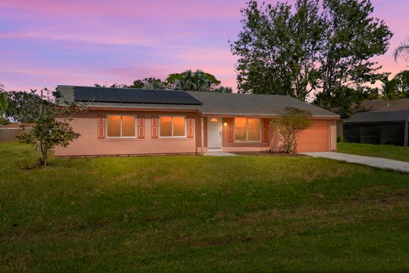 1449 Minorca, Port Saint Lucie, FL 34952