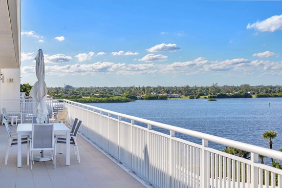 2773 Ocean, Palm Beach, FL 33480