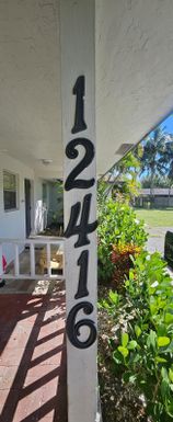 12416 Peconic, Wellington, FL 33414