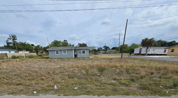 2520 42nd, Vero Beach, FL 32967