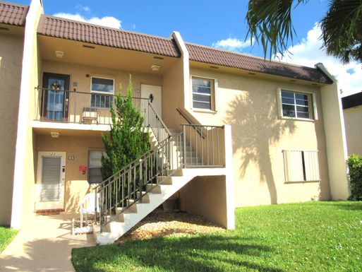 120 Lake Meryl, West Palm Beach, FL 33411