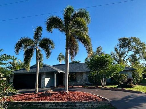 4905 Eagle, Fort Pierce, FL 34951