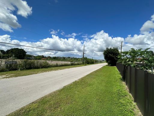 24040 209th, Homestead, FL 33031
