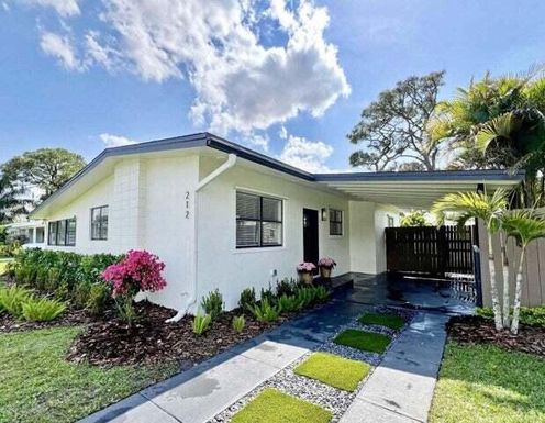 212 Entrada, Port Saint Lucie, FL 34952