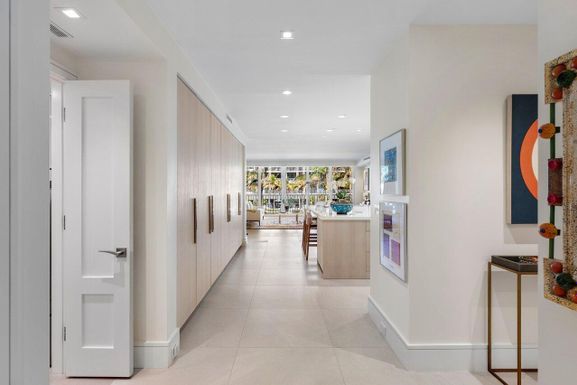 2000 Ocean, Palm Beach, FL 33480