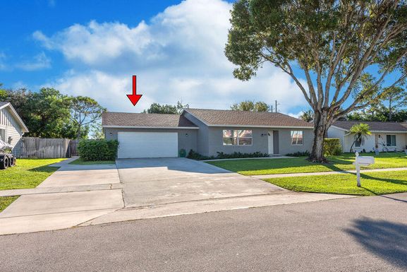 147 Granada, Royal Palm Beach, FL 33411