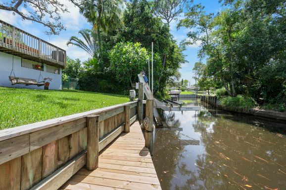 3049 Woodland, Palm City, FL 34990