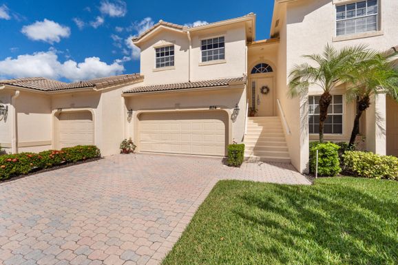 8134 Carnoustie, Port Saint Lucie, FL 34986
