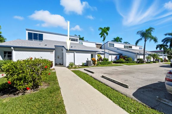 129 Lehane, North Palm Beach, FL 33408