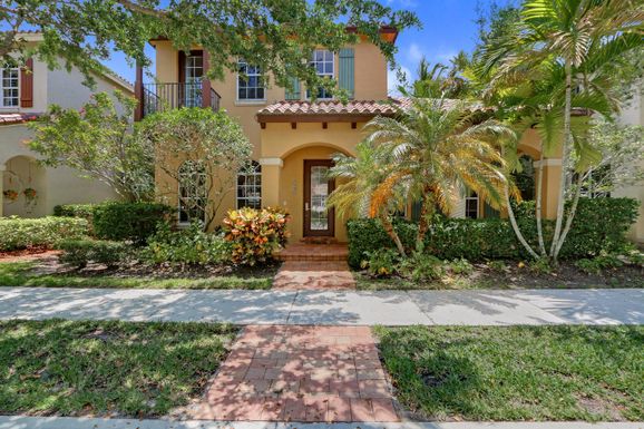 106 Santiago, Jupiter, FL 33458