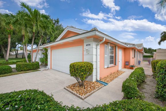 4174 Royal Oak, Palm Beach Gardens, FL 33410