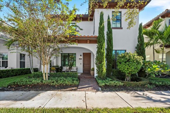 13272 Machiavelli, Palm Beach Gardens, FL 33418