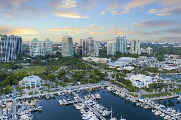 2655 Bayshore, Miami, FL 33133