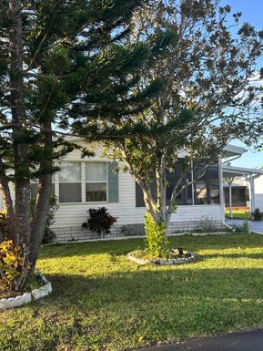 528 Tropical Isles, Fort Pierce, FL 34982