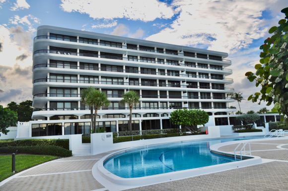 2660 Ocean, Palm Beach, FL 33480