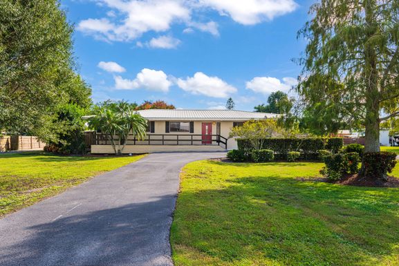 1732 Avenue J, Belle Glade, FL 33430