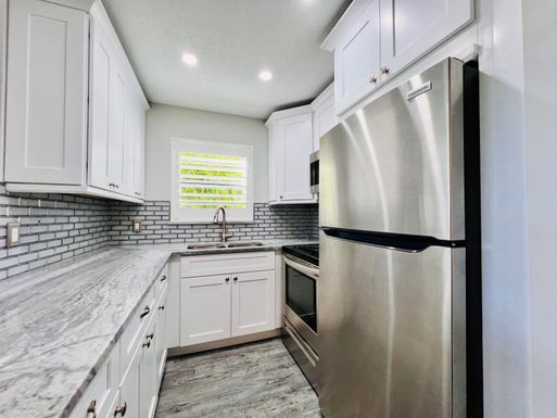 126 Sheffield F, West Palm Beach, FL 33417