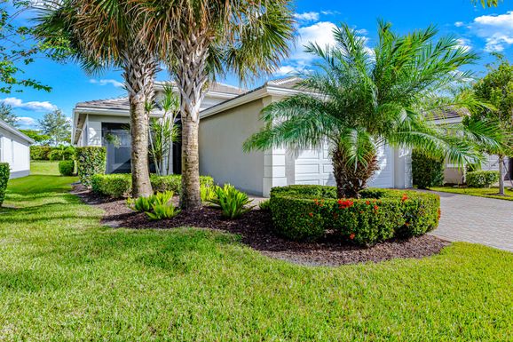 11894 Waterford Isle, Port Saint Lucie, FL 34987