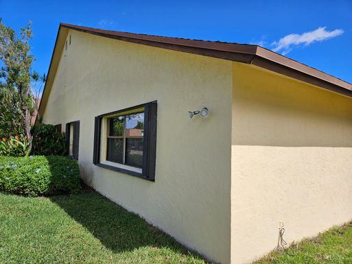 503 Springdale, Palm Springs, FL 33461