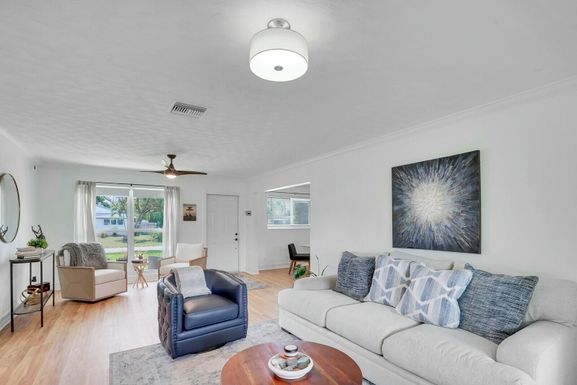 455 34th, Boca Raton, FL 33431