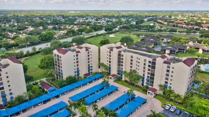 7578 Regency Lake, Boca Raton, FL 33433