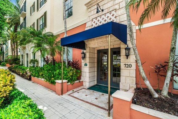 720 Sapodilla, West Palm Beach, FL 33401