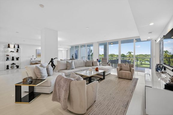 20155 Boca West, Boca Raton, FL 33434