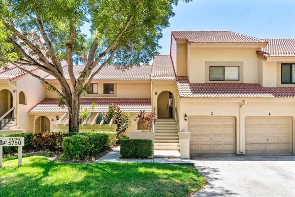 5750 Coach House, Boca Raton, FL 33486