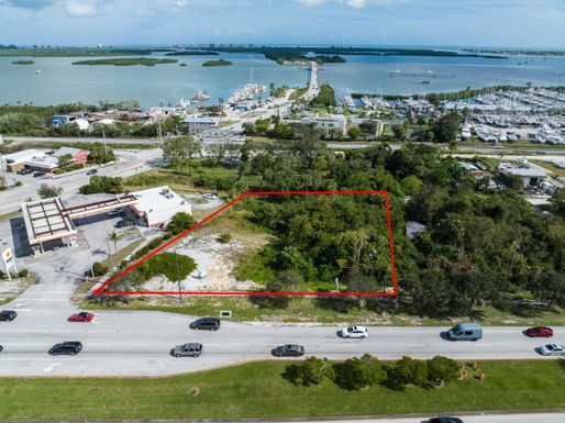 1988 Us Hwy 1, Fort Pierce, FL 34946