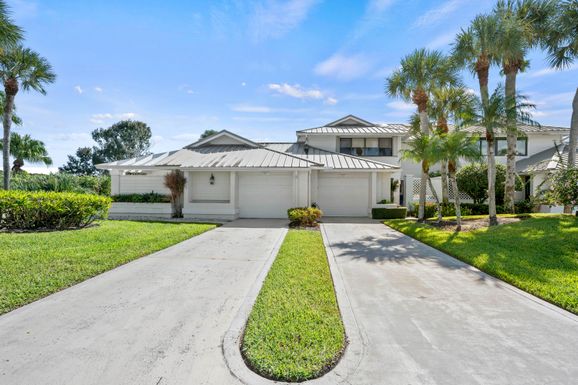 5610 Foxcross, Stuart, FL 34997