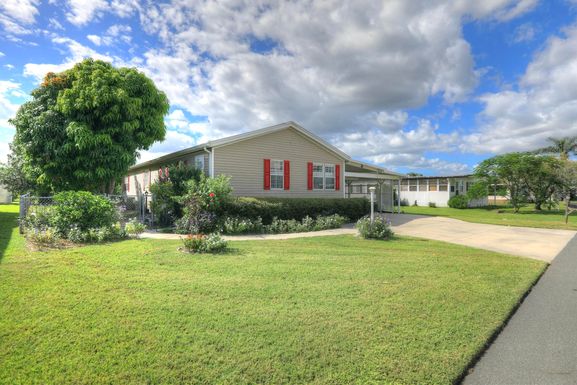 911 Fir, Barefoot Bay, FL 32976