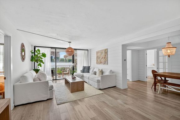 3590 Ocean, South Palm Beach, FL 33480