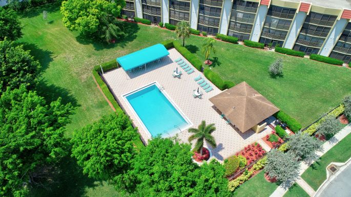 23344 Carolwood, Boca Raton, FL 33428