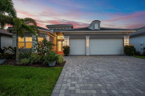 9858 Pecorino Isle, Boynton Beach, FL 33473
