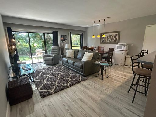 13334 Polo Club, Wellington, FL 33414