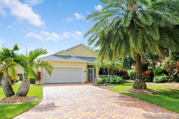 122 Catania, Port Saint Lucie, FL 34986