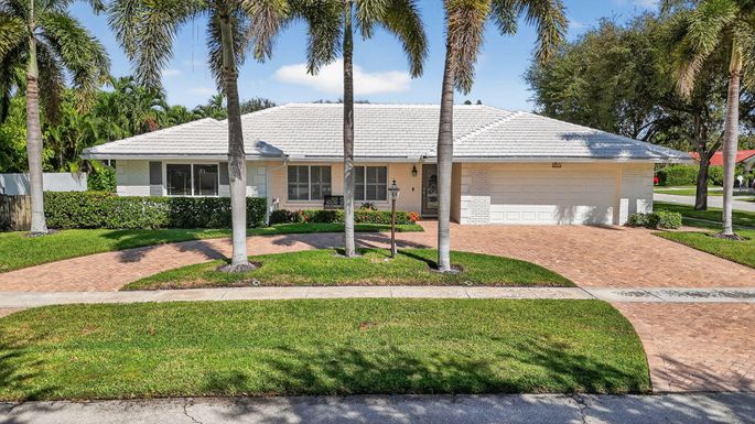 801 16th, Boca Raton, FL 33486