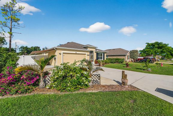 105 Cardinal, Sebastian, FL 32958