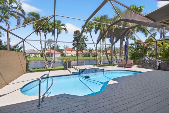 4899 Tropical Garden, Boynton Beach, FL 33436