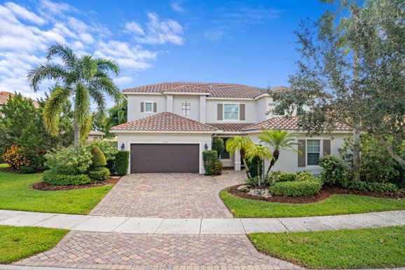 3456 Oakmont Estates, Wellington, FL 33414