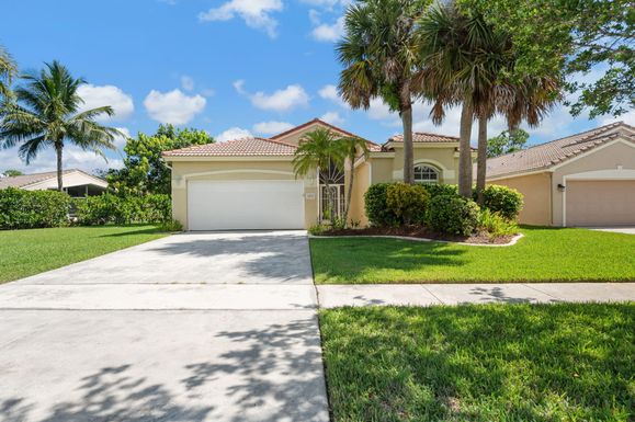 6980 Twin Oaks, Stuart, FL 34997
