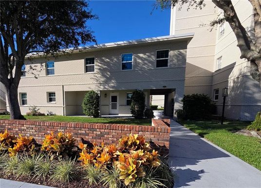 2333 Indian River, Vero Beach, FL 32960