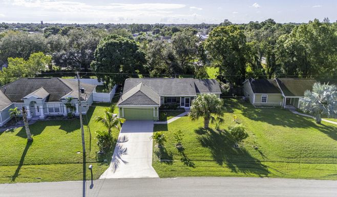 1626 Ruiz, Port Saint Lucie, FL 34953