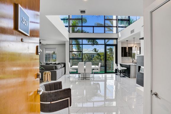 365 6th, Delray Beach, FL 33483