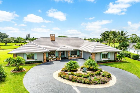 427 Glenbrook, Atlantis, FL 33462