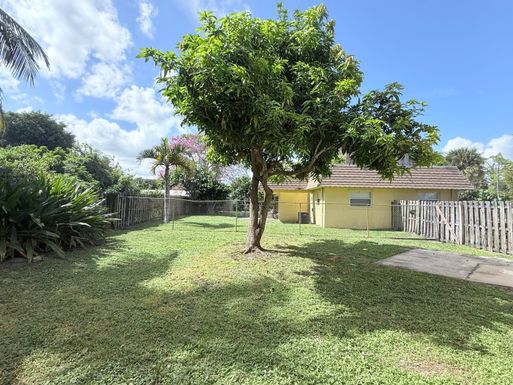 3364 Jefferson, Stuart, FL 34997